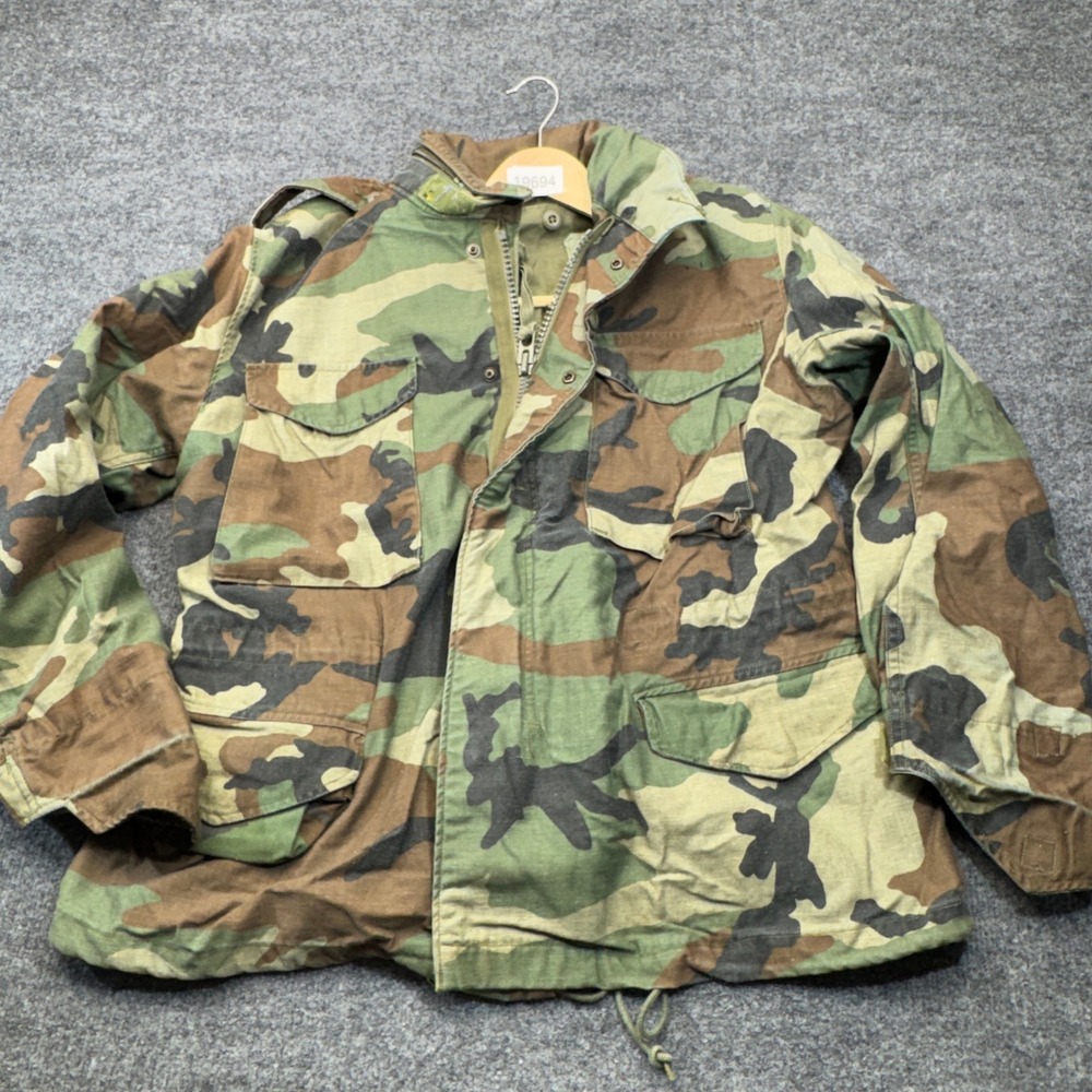 Vintage US Military M65 Field Jacket Mens Medium Green Camo Cold Weather 80s